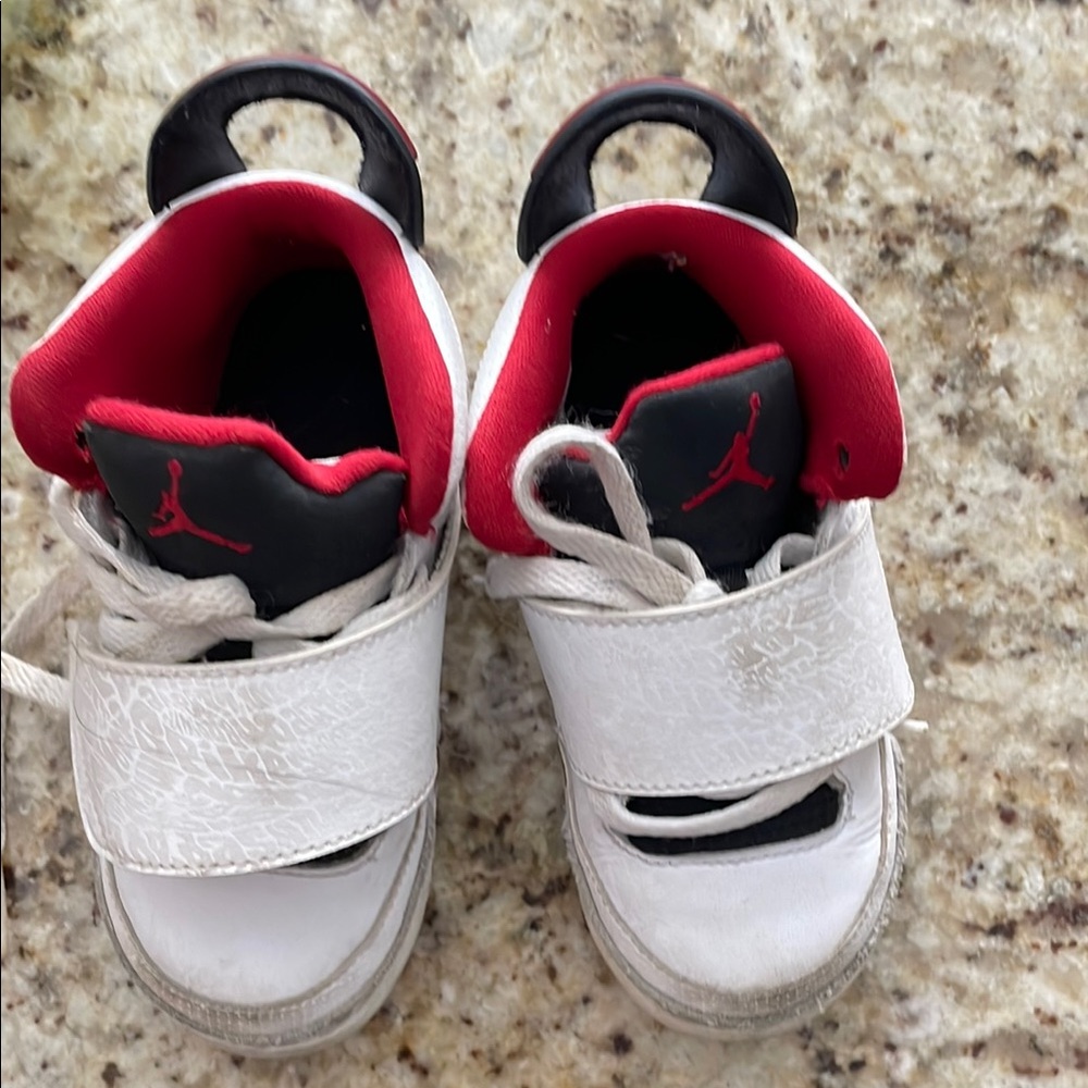 Children’s air Jordan shoes size 8c